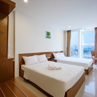 Deluxe Triple Room