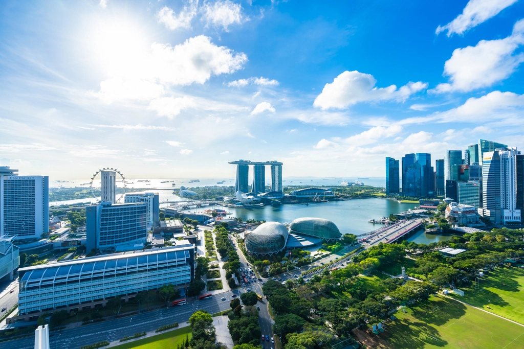 SINGAPORE - MALAYSIA 5N4Đ (Vietjet & Batik air)
